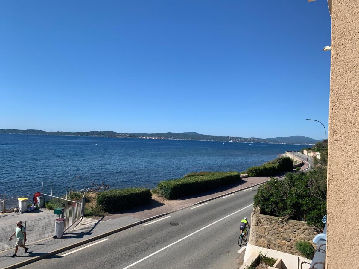 Le Latania Apartamento Sainte-Maxime Exterior foto